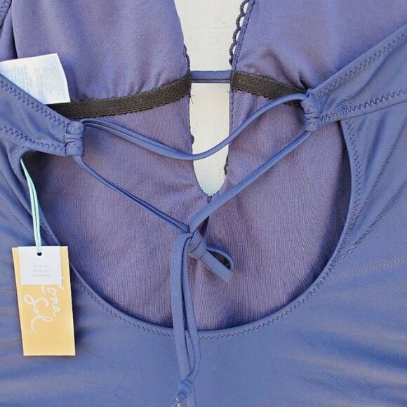 Kona Sol One Piece Swimsuit Navy Embroidered Plunge Bust Strappy Halter S New - Picture 4 of 8